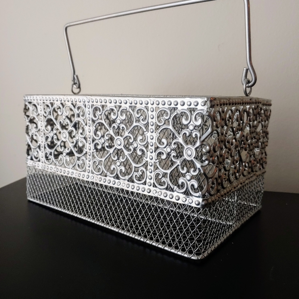 Make-up/skincare caddy